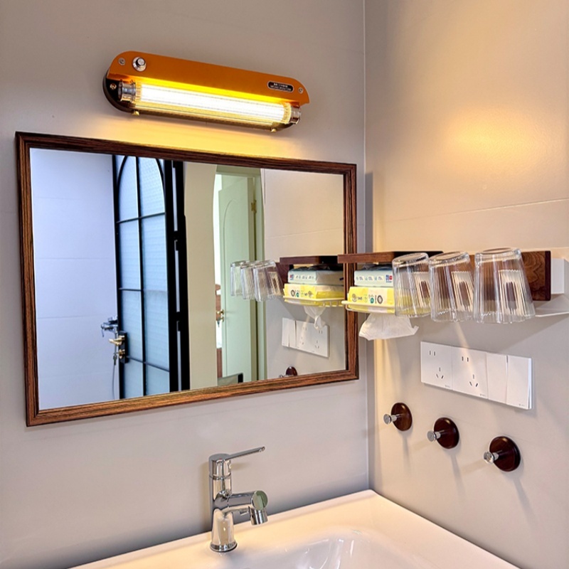 Retro Industrial Style Aluminu – Home Office Industrial Style recenzja i cena