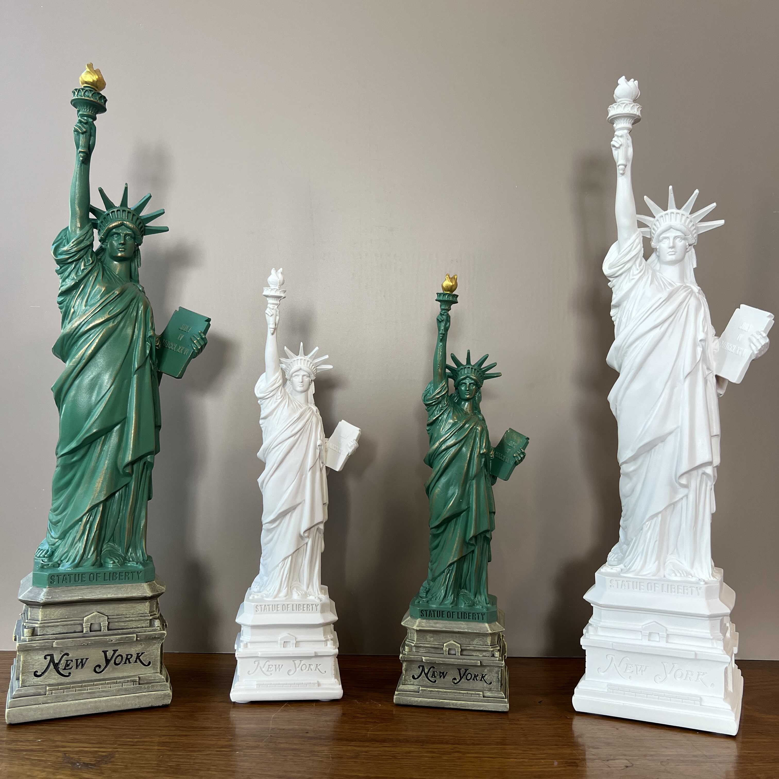YuryFvna Statue of Liberty Mod – Home Office York recenzja i cena