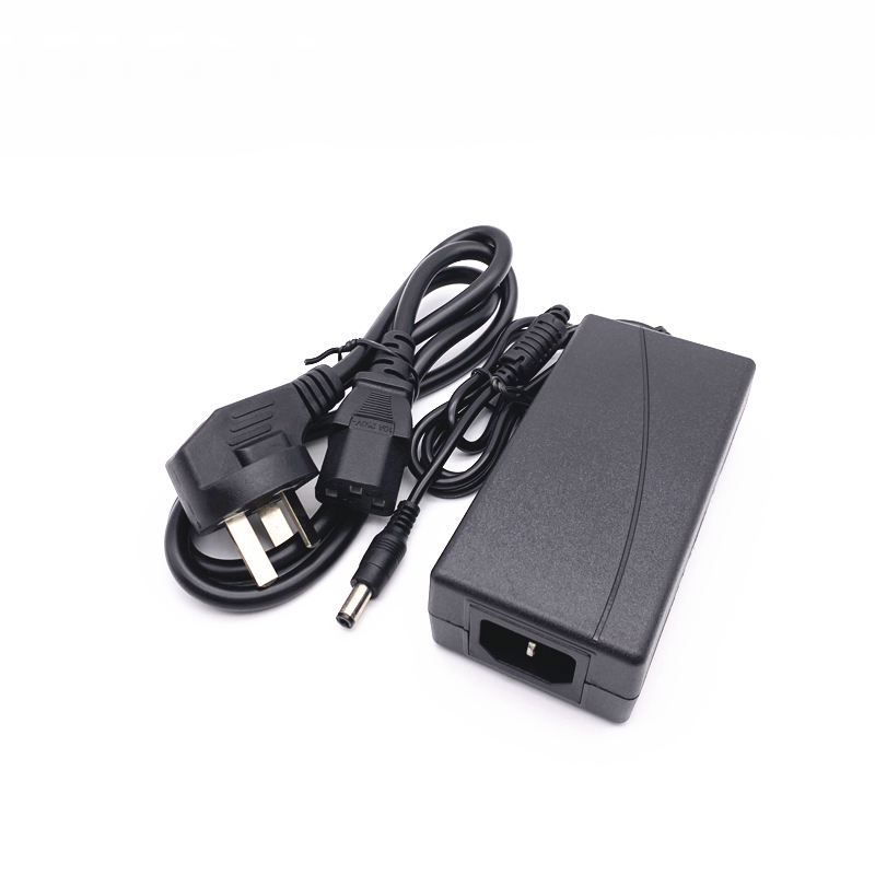 AC 100-240V To DC 30V 1.6A 48W – Power Strip Desk recenzja i cena
