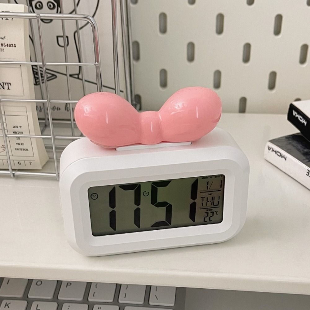 Cute Bowknot LED Digital Clock – Led Desk Clock recenzja i cena